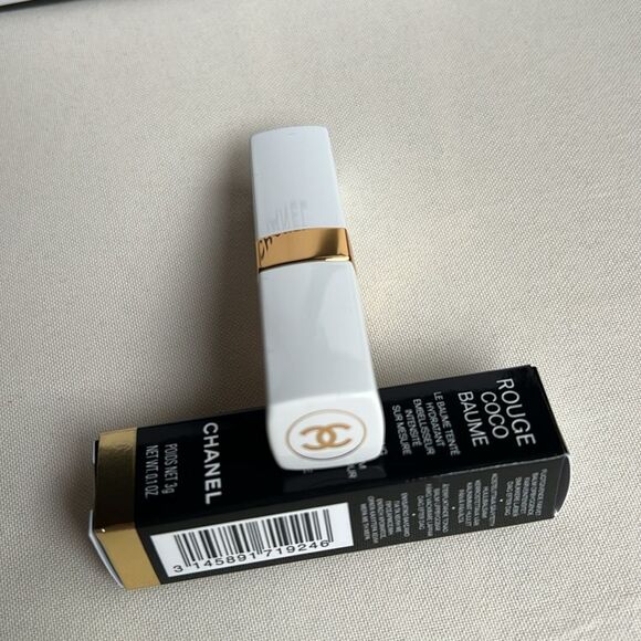 CHANEL Rouge Coco Baume Fall For Me Timted Lip balm - Picture 8 of 12